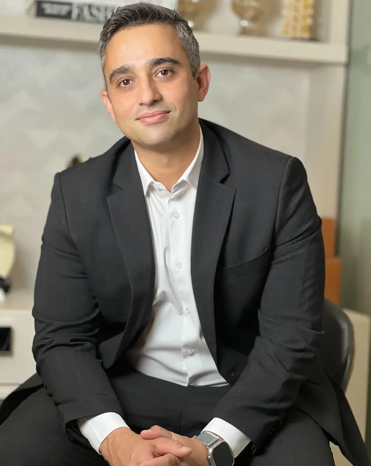 Dr. Thiago Caixeta - Ortopedista Especialista em Ombro